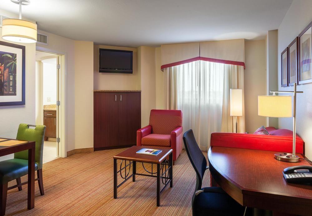 Residence Inn By Marriott Miami Airport Exteriör bild