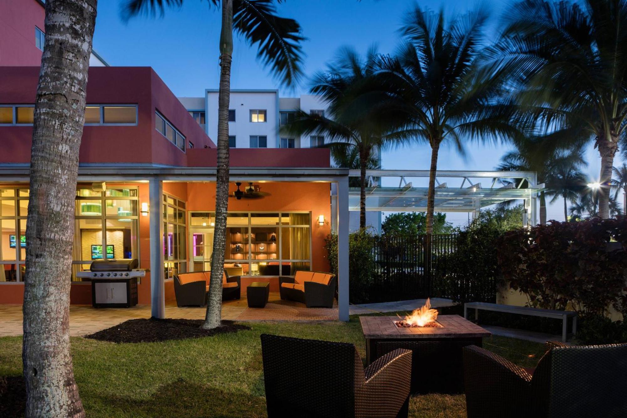 Residence Inn By Marriott Miami Airport Exteriör bild