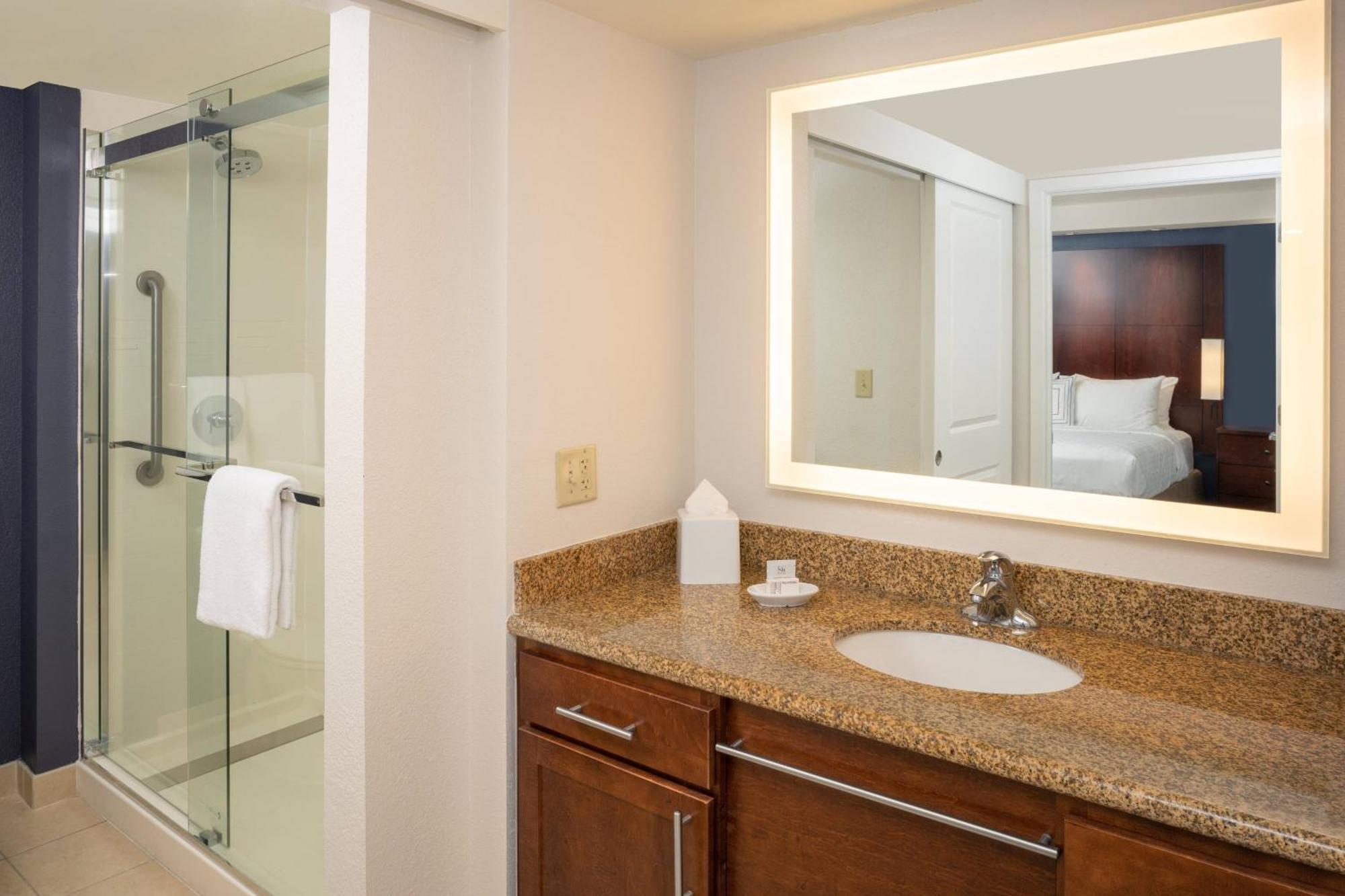 Residence Inn By Marriott Miami Airport Exteriör bild