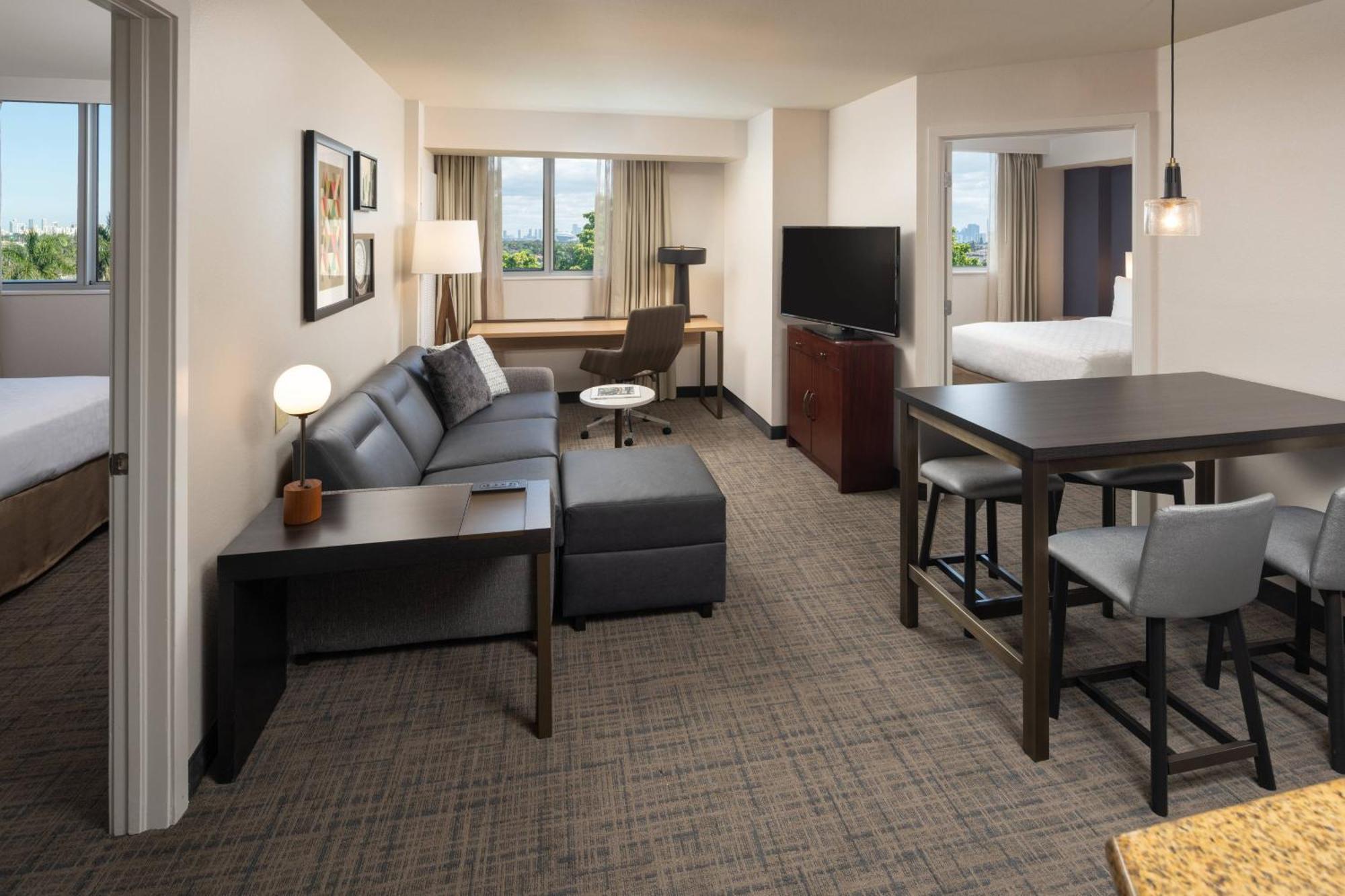 Residence Inn By Marriott Miami Airport Exteriör bild
